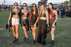 Sunset y dancing en la montaña.