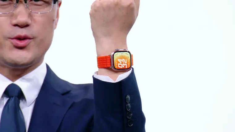 El nuevo reloj deportivo de Huawei mantiene el formato cuadrado con bordes extremadamente delgados. El nuevo reloj deportivo de Huawei mantiene el formato cuadrado con bordes extremadamente delgados.