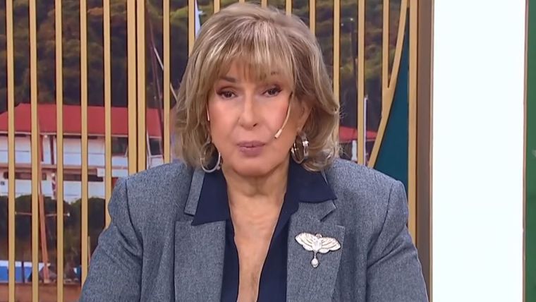 La conductora lanzó una durísima crítica contra el accionar de la policía. La conductora lanzó una durísima crítica contra el accionar de la policía.