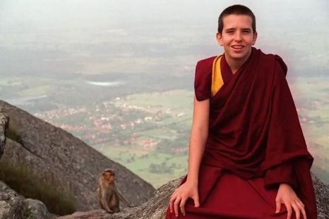 Hoy en día, Osel sigue conectado con sus raíces budistas, pero lo hace a su manera. Foto: Archivo