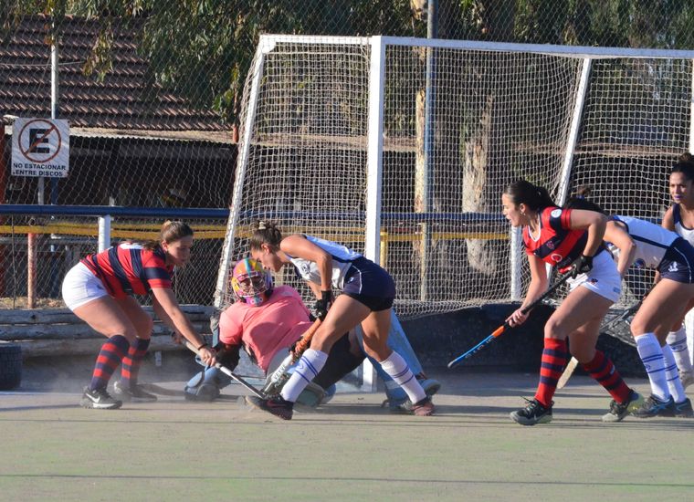 Andino - Los Tordos hockey Foto: Laura Zeier