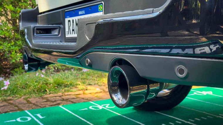 RAM Rampage R_T NFL Edition (2)