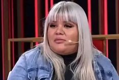 Cansada de estar en el ojo de la tormenta y en boca de todos, la influencer se defendió metiendo en el medio al popular cantante de cumbia L-Gante. Foto: Captura de video América TV