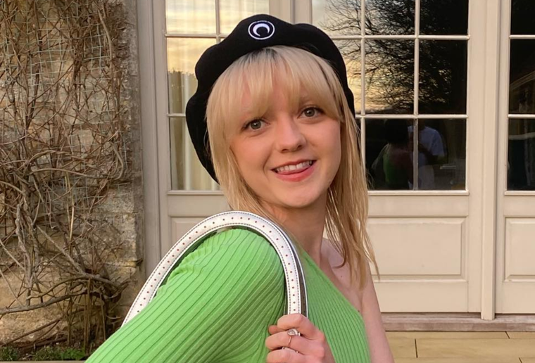 Maisie Williams nació en Bristol, Reino Unido.