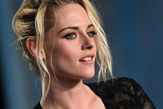 Kristen Stewart tiene un estilo muy personal para vestir y arriesga siempre con blazers con toques masculinos Foto: Instagram