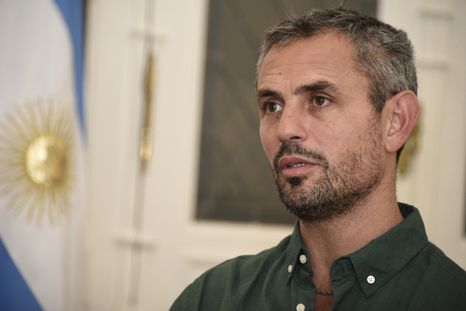 Diputados pone en dudas la millonaria licitación que ganó una empresa de seguridad de la familia Menem Diputados pone en dudas la millonaria licitación que ganó una empresa de seguridad de la familia Menem