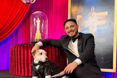 Romancito y Hernán Lirio fueron vestidos iguales. Foto: Captura de pantalla Instagram Hernanlirio.