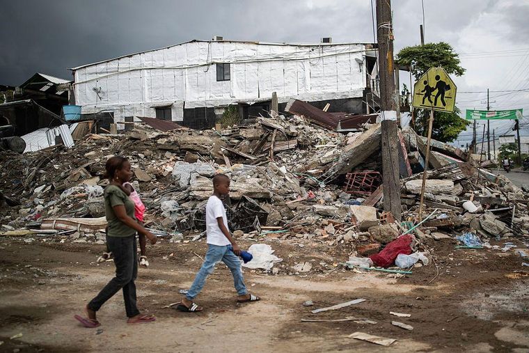 El sismo de magnitud 7,4 en Colombia dejó 321 muertos y 4.595 heridos.