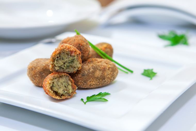 Croquetas de espinaca Una receta simple y deliciosa para hacer en pocos pasos. Foto: Shutterstock