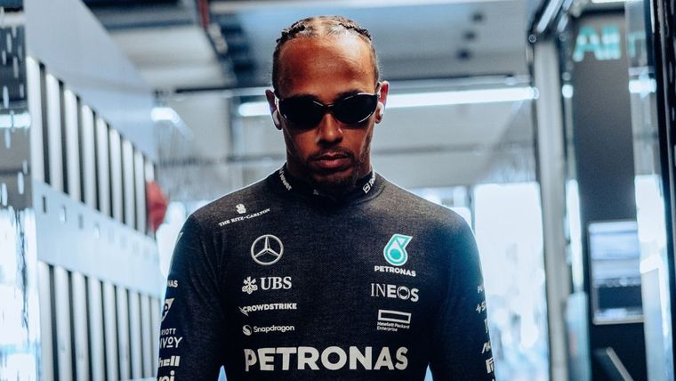 Hamilton confesó que sufrió depresión desde niño. Foto: @MercedesAMGF1