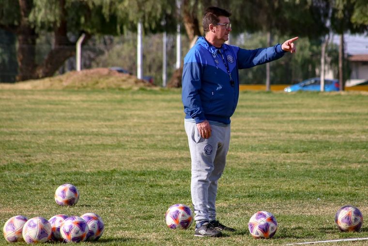 Alfredo Berti, DT de la Lepra Foto: Prensa CSIR