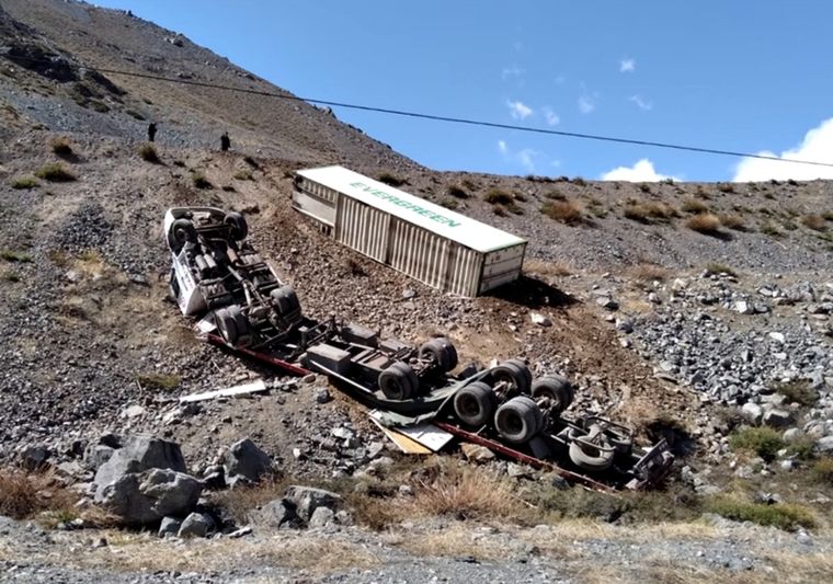 El camión quedó destruido Foto: Gentileza Los Andes online