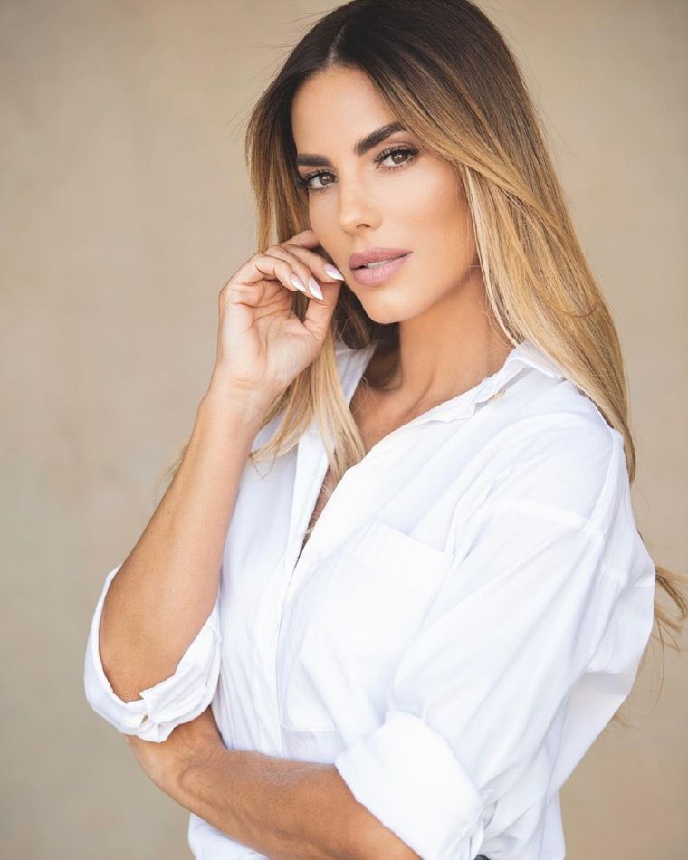 Gaby Espino es una de las artistas más bellas del continente.