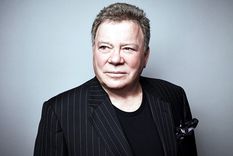 Shatner recibiría el viaje como regalo de Jeff Bezos. Foto: Aarp.