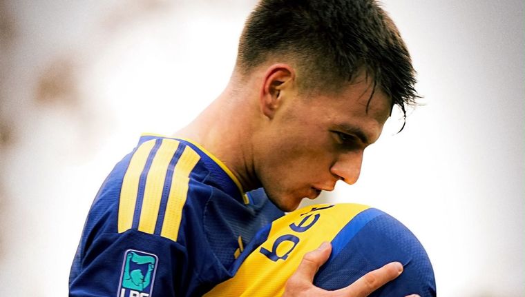 Kevin Zenón, que próximamente será papá, festeja su último gol en Boca. Fue hace una semana ante Gimnasia de Mendoza.