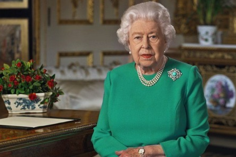 Conoce qué pasó verdaderamente con los bolsos de la reina Isabel II. Foto: INSTAGRAM @THEROYALFAMILY