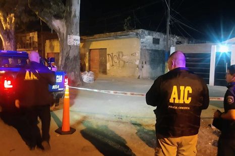 Policía científica en la escena del crimen. Imagen ilustrativa Foto: archivo