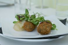 Croquetas de morcilla y manzana Una receta simple y deliciosa para hacer en minutos. Foto: Shutterstock