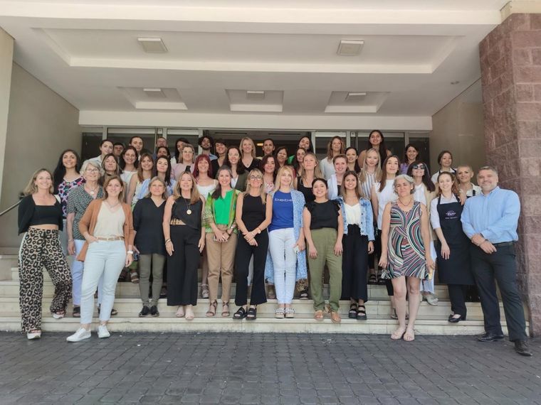 Más de 100 mujeres expertas en la industria elegirán los mejore vinos y licores de más de una decena de países. Foto: La Mujer Elige