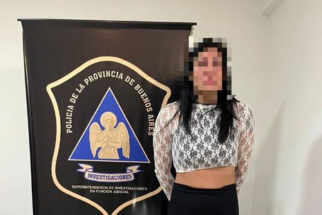 La mujer de 39 años fue acusada de extorsión por su amante y detenida en La Matanza. La mujer de 39 años fue acusada de extorsión por su amante y detenida en La Matanza.