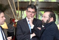 Al centro, Guillermo García, presidente del INV entre 2008 y 2015, quien ahora es investigado por presunta estafa a una bodega mendocina. Foto: Fernando Martínez / MDZ