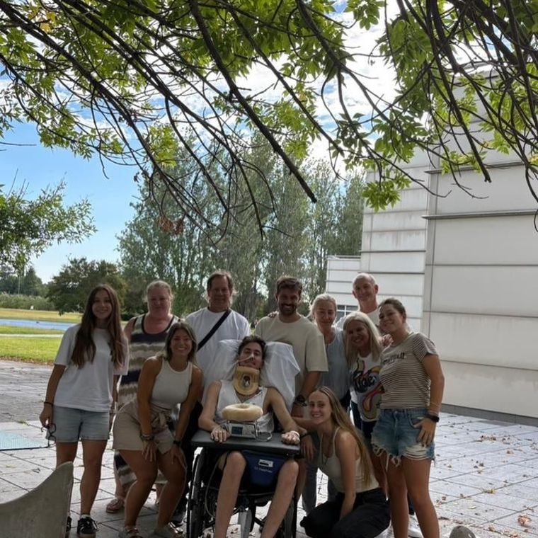 El equipo Yacopini, incondicional. El equipo Yacopini, incondicional.