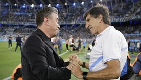 Marcelo Gallardo y Gustavo Costas, técnicos de River y Racing respectivamente, dos clubes grandes que mantienen una tensa relación. Foto: Fotobaires.