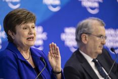 La titular del Fondo Monetario Internacional, Kristalina Georgieva, dio un apoyo explícito a la nueva gestión en Economía, y ya hay señales de que se aprobarán las metas comprometidas para el primer semestre. Foto: EFE