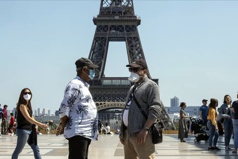Francia es otro de los países que abre sus fronteras a turistas vacunados. Foto: ElPeriódico.