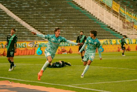 Aldosivi venció a Banfield en el José María Minella de Mar del Plata. Aldosivi venció a Banfield en el José María Minella de Mar del Plata.