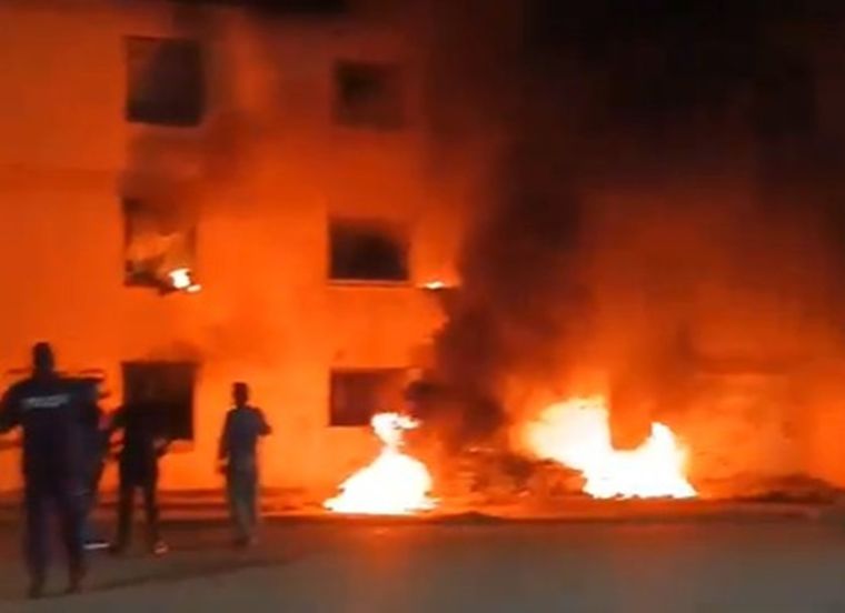 Así buscan, desde el miércoles, desactivar una gran usurpación en Guaymallén. Hay bronca de los vecinos. Foto: Captura de pantalla