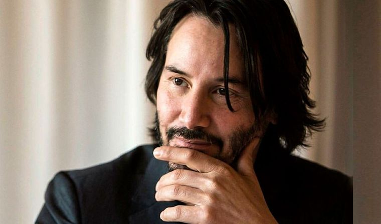 Foto: https://larepublica.pe/espectaculos/2019/07/29/keanu-reeves-ayudo-a-turista-perdida-claro-que-me-subi-a-su-auto-john-wick-hollywood-matrix-atmp/
