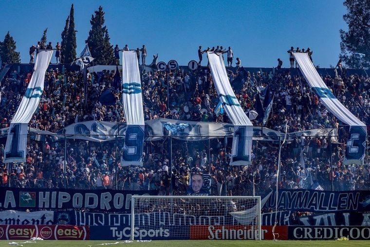 Los hinchas de la Lepra deberán abonar un extra para ingresar al partido del sábado. Foto: Prensa Independiente Rivadavia