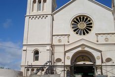 robaron $1 millon en la iglesia donde se casaron peron y evita