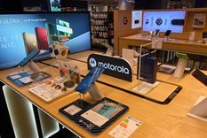 El nuevo Motorola Razr Ultra (2025) es el mejor teléfono de la marca, pero el Moto G Stylus domina la gama media.