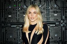 ELENA ROSE La cantante nació el 23 de marzo de 1995 en Miami, Florida, Estados Unidos Foto: Instagram @elenarose