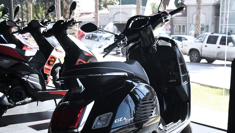 Durante agosto de 2024, las ventas de motos mostraron un repunte significativo, con más de 55.000 unidades patentadas. Foto: Rodrigo DAngelo / MDZ