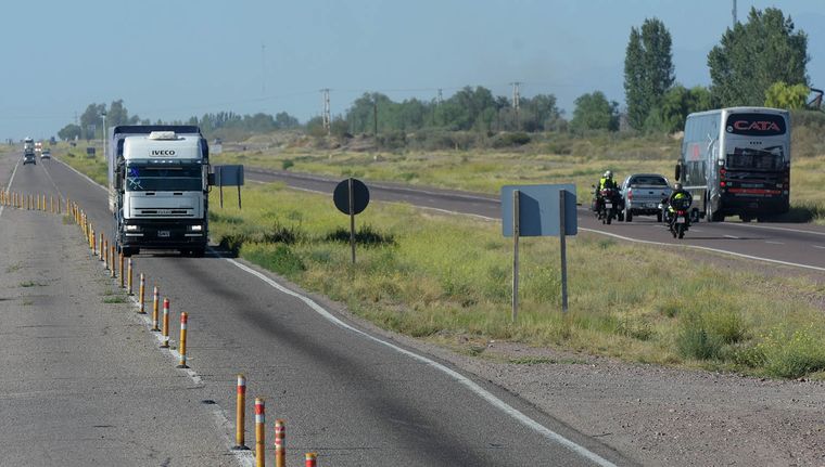 La víctima intentó cruzar la Ruta 40 corriendo cuando fue impactada por un vehículo Foto: Imagen ilustrativa / Walter Moreno/Mdz