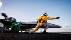 En el estrecho de Ormuz, Irán inició prácticas navales a un día de una nueva ronda de negociaciones nucleares con Estados Unidos. Imágen ilustrativa. En el estrecho de Ormuz, Irán inició prácticas navales a un día de una nueva ronda de negociaciones nucleares con Estados Unidos. Imágen ilustrativa.