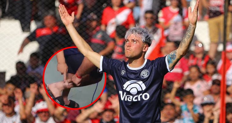 Reali mostrò el tatuaje que se hizo en honor a Arce. Foto: MDZ