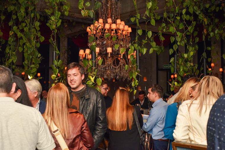 El after office de los abogados mendocinos se realizó en Gómez Rooftop. El after office de los abogados mendocinos se realizó en Gómez Rooftop.