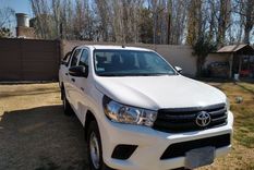 el usado del dia: toyota hilux dx 4x4 2017, ideal para el trabajo