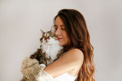 MDZol | Según este estudio la mujeres tienen mayor debilidad por los gatos Foto: Shutterstock
