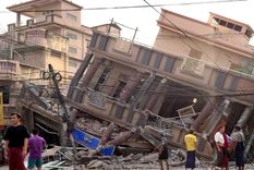 Imagen de archivo de un edificio derrumbado por el terremoto de magnitud 7,7 en la región de Mandalay. Foto: Dpa.