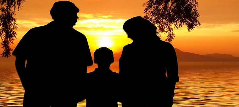 El desafío para estas familias es saber hacer bien la transición; sin imposiciones, estableciendo la distancia necesaria. El desafío para estas familias es saber hacer bien la transición; sin imposiciones, estableciendo la distancia necesaria.