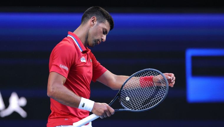 Djokovic tiene molestias en su muñeco y abrió un nuevo interrogante pensando en Australia. Foto: @ESPNtenis