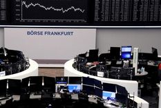 el virus crece con fuerza en toda europa y los mercados caen otra vez