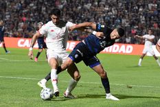 Arce volvió a marcar y la Lepra celebra. Foto: Télam