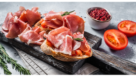 Elegancia en minutos: receta de bruschettas con jamón crudo caseras.