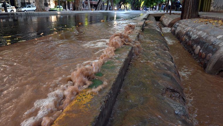 El inconveniente es en calle Mitre Foto: ALF PONCE MERCADO / MDZ